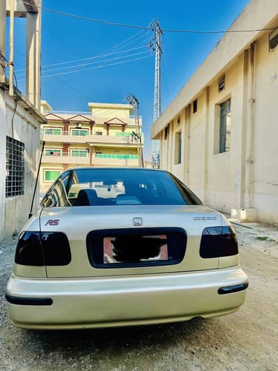 Honda Civic 1996 EXI near and clean