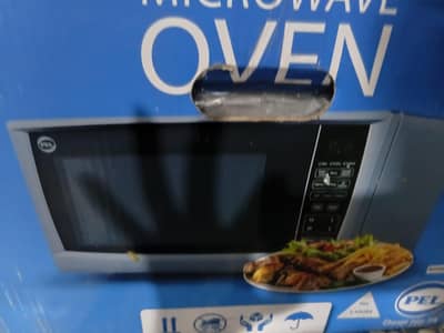 brand new un used microwave