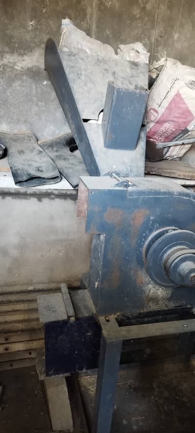 Makie cutter  turi krasher