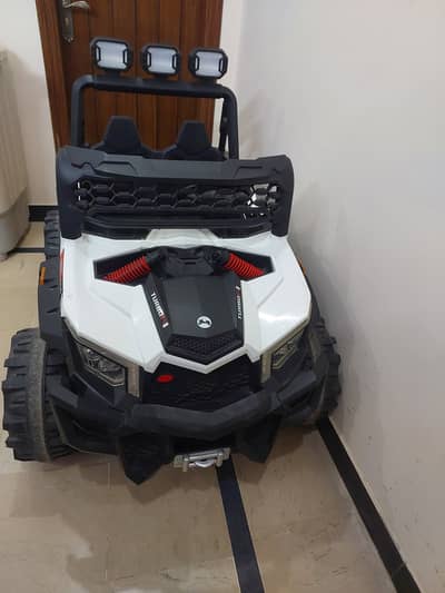 Kids Jeep in excellent condition