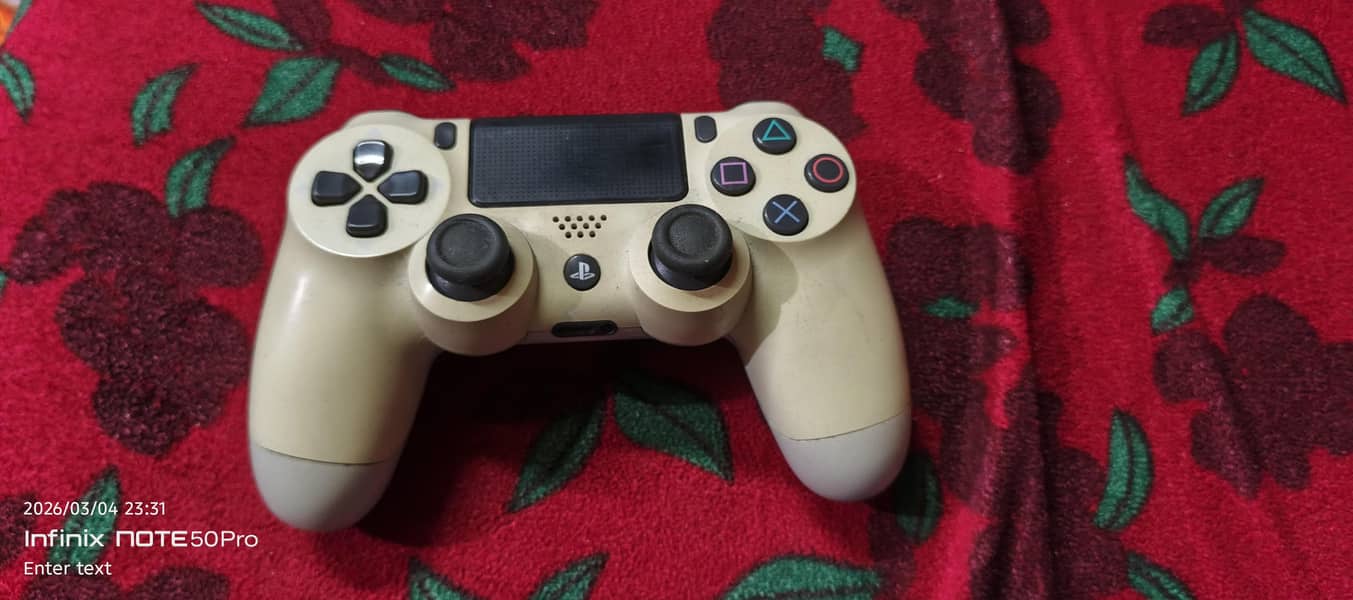 ps3 & ps4 controller 1