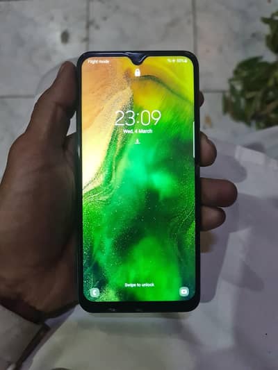 Samsung Galaxy A50 | 4/128GB | White | (Speaker Issue - Low Price)