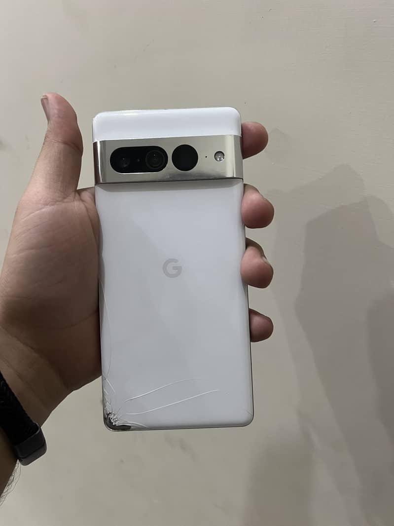 Google pixel 7 pro 4