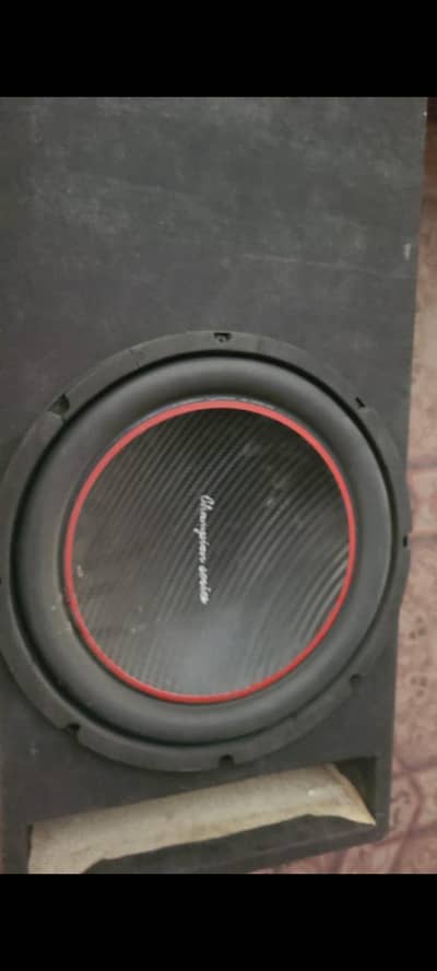 Would Class Ampilifier 3000 Watt 4 Channel with Powerfull Beast Woofer
