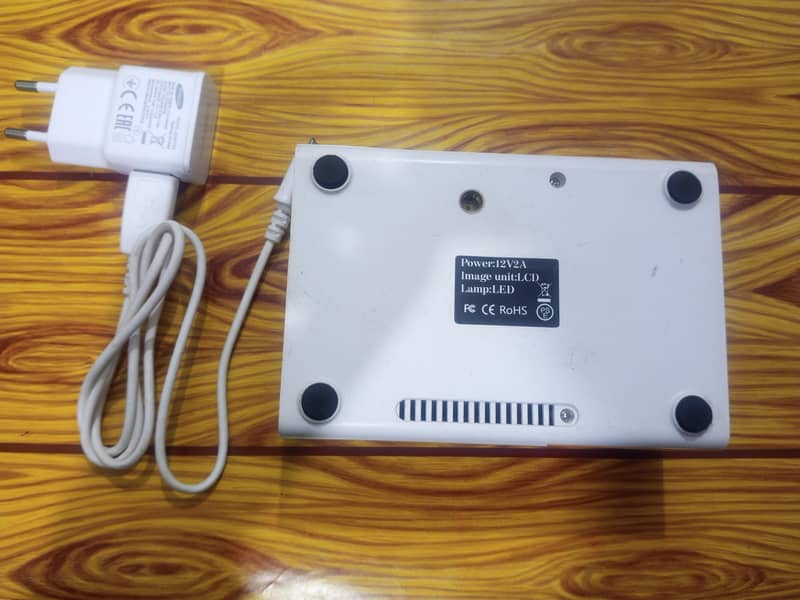 Mini LED Projector 4