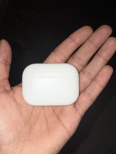 Apple Airpods Pro 2nd Gen Magsafe Genuine In warranty