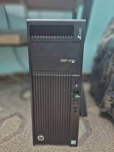 hp z440 workstation for gaming and heavy tasking