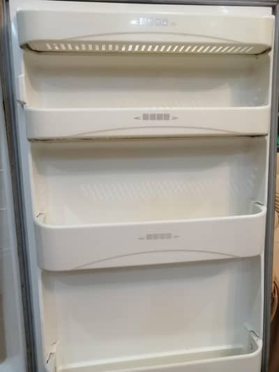 Dawlence Grey Refrigerator – Excellent Condition | Excellent Cooling