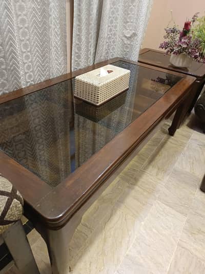 Wooden Drawing room Table set
