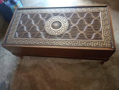 coffee tible with mirror