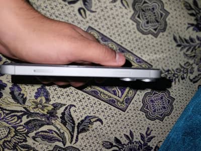 iphone XR convert into 17 pro