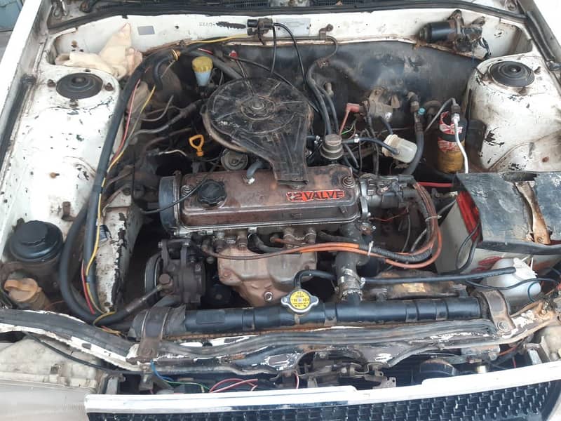 Toyota corolla 1986 6