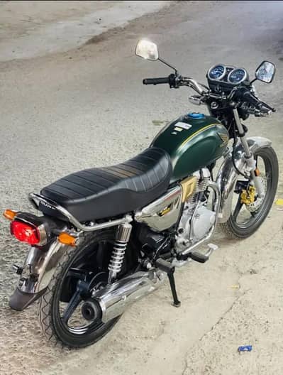 I am selling my bike CG 150 brand new