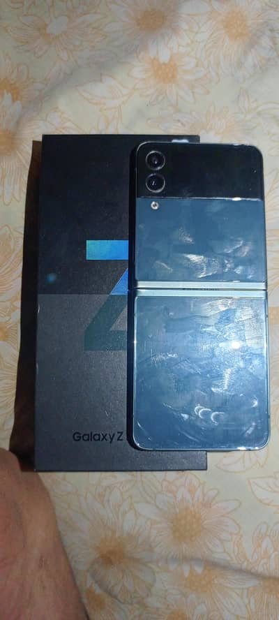 8gb 256gb mobile aur daba he pta ok he