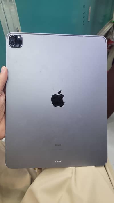ipad pro 2022 12.9 inch M2 chip