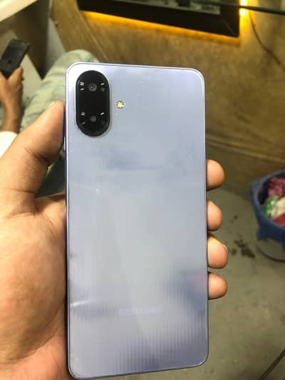 Samsung A07 6/128 only one month used