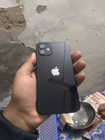 Apple iPhone 12