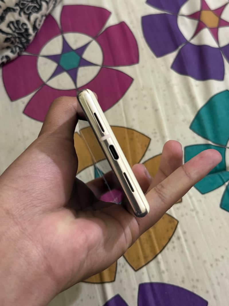 Google pixel 6 pro 4