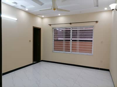 Get A 7 Marla House For Sale In Gulberg Residencia