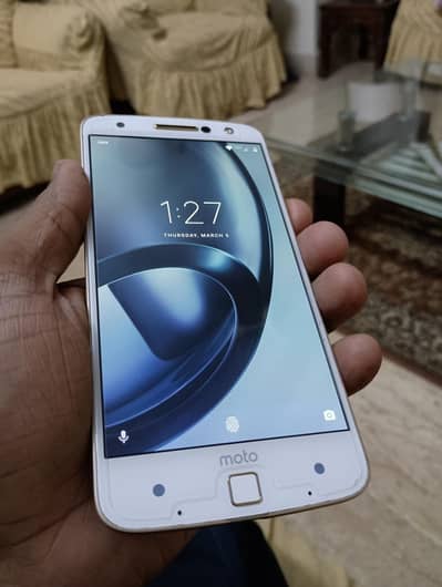 moto z slim 10\10 4\32