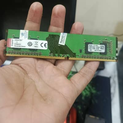 urgent sale 4gb ddr4 desktop ram