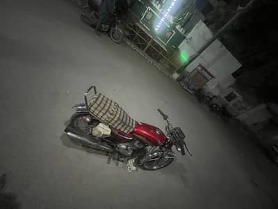 United 125cc 2018 model Karachi num 1st Onwer complete documents