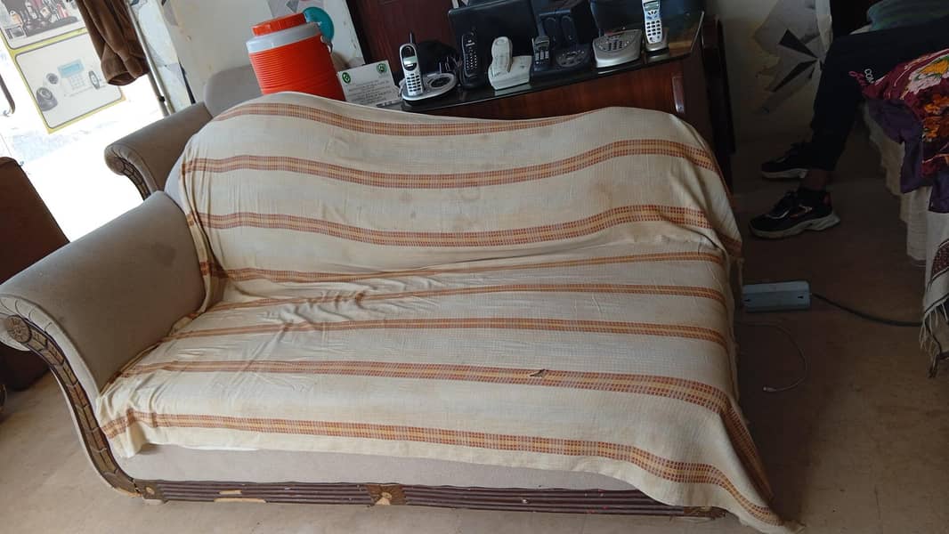 Sofa Set with dewan 3