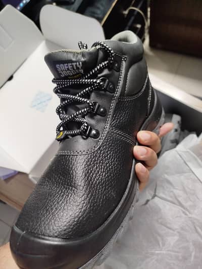 Original leather shoes. . BRAND NEW!