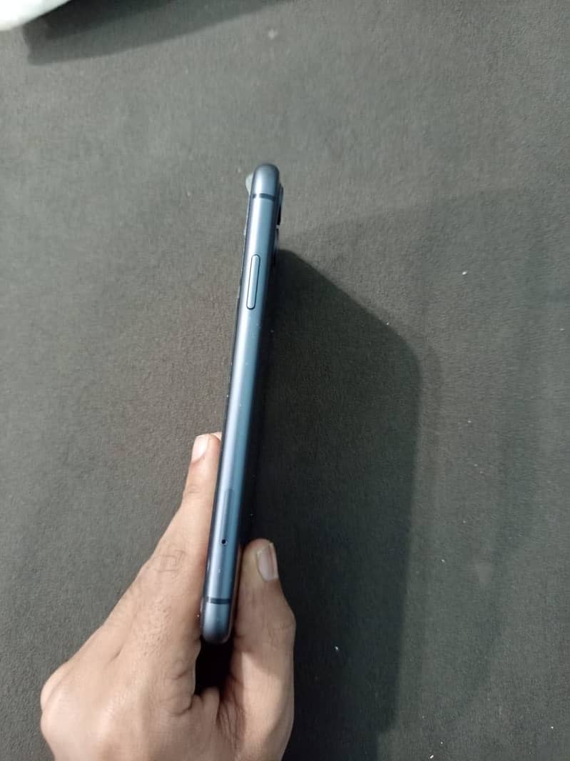 IPHONE 11 2