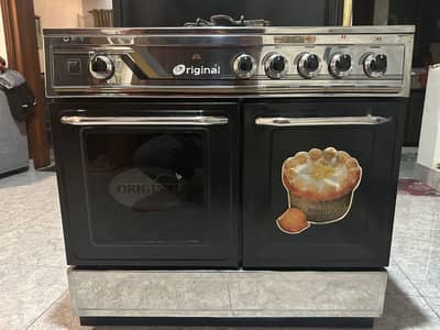 Cooking Range Chulha + oven  saaf New condition ,  cylinder or sui gas