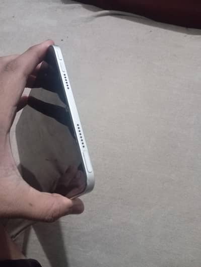 ipad mini 6 complete saman original charger condiition saaf ha 10/9.5