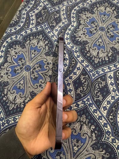 Iphone 14 pro max 256 pta  back screen broken