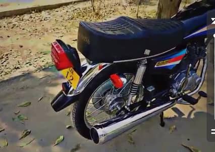 Honda bike 125cc urgent for sale