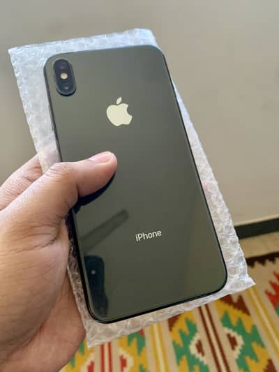 iPhone Xs Max 64GB Factory Unlock