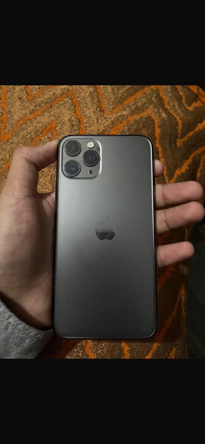 Iphone 11 pro 64 gb factory unlock battery service all ok