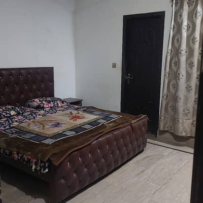 GIRLS HOSTEL/SHARING ROOMS FOR RENT (IZMIR TOWN CANAL ROAD LAHORE)