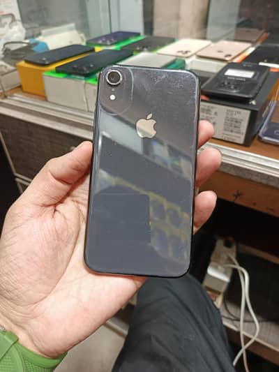 iPhone xr 64gb bypass