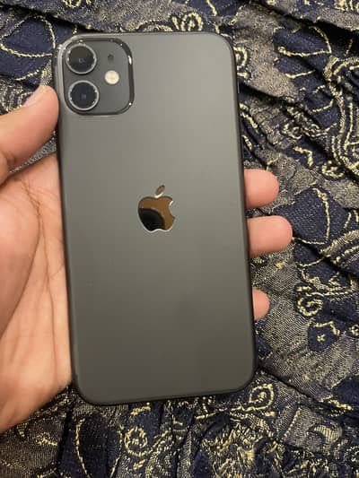 I phone 11 pta with box