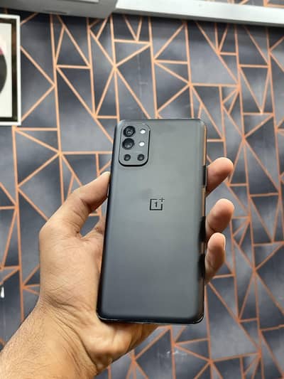 ONE PLUS 9R 8/128GB ALL OK