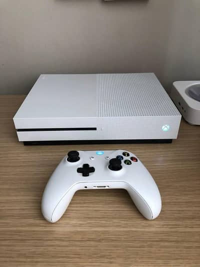 Xbox One s 1 tb                                 series s,x