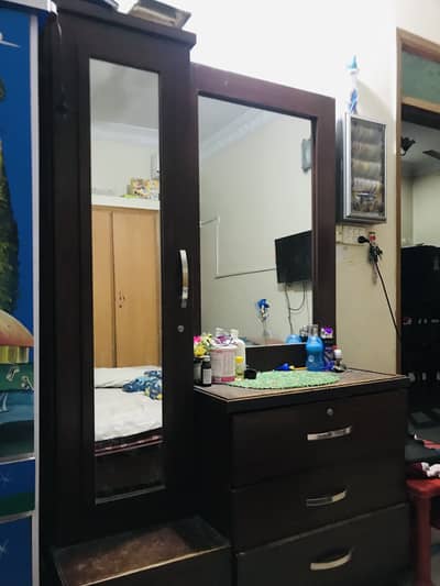 Dressing table and dining for sale