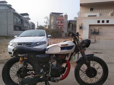 Cafe racer 125. Beautiful look.