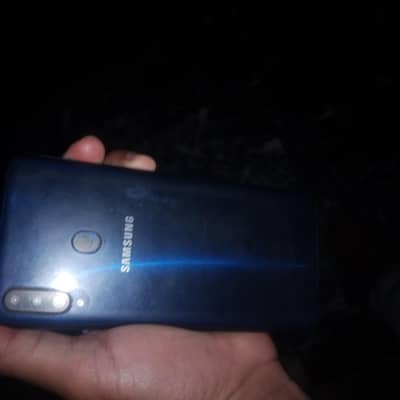 Samsung A20s