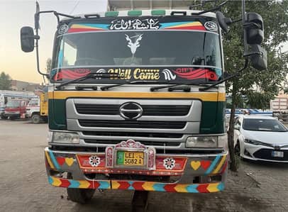 Hino Prim-over 10 wheeler Govt Auction Hino-Pak EP 100 6 cylinder