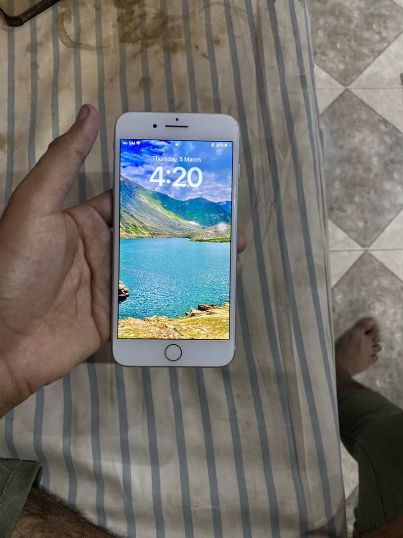 iPhone 8 Plus condition 10/10 2