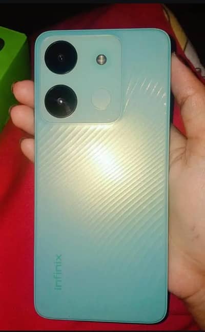 Infinix smart 7 4+3 gb  64gb