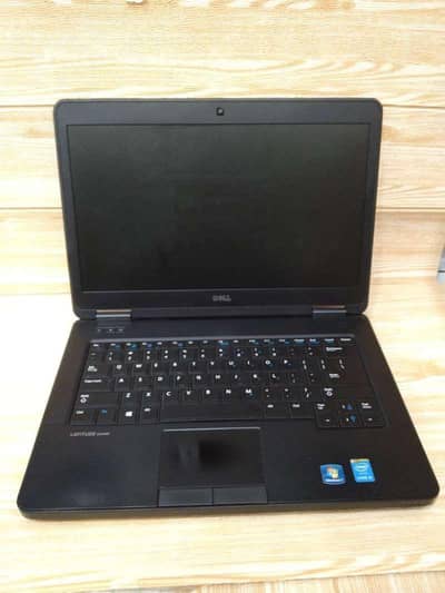 Dell laptop for sale.