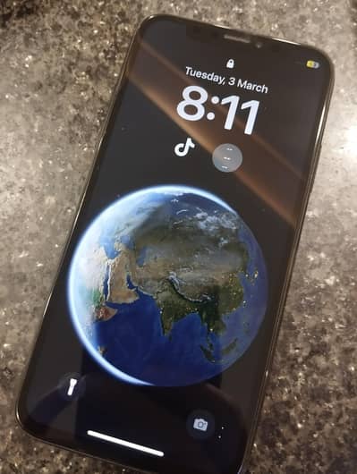 iphone X in good condition