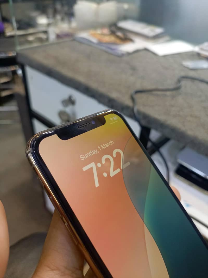 iPhone xs 5