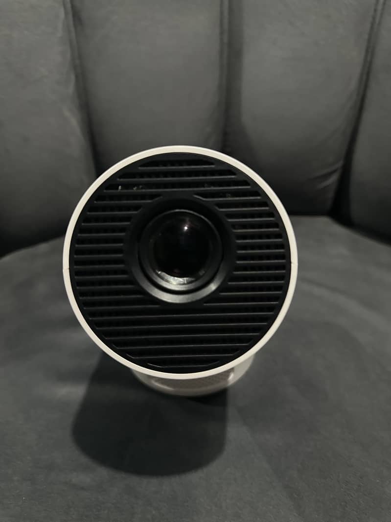 android projector HY300 pro plus 1